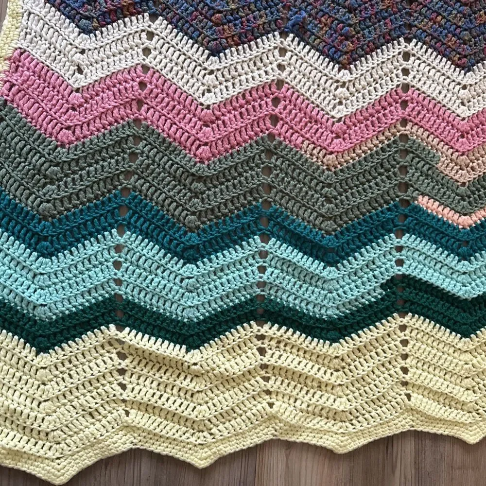 Handmade Crochet Chevron Blanket Afghan Bedspread Boho Cottagecore 78x68 VNTG